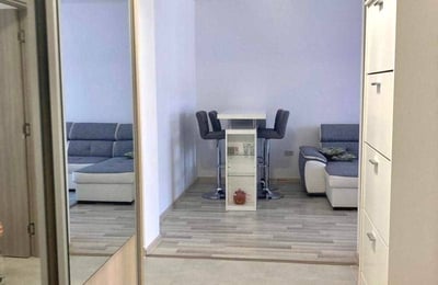 Alquiler de un acogedor apartamento de 2 habitaciones con cocina independiente y balcón, Sector 6, Bucarest, Rumanía